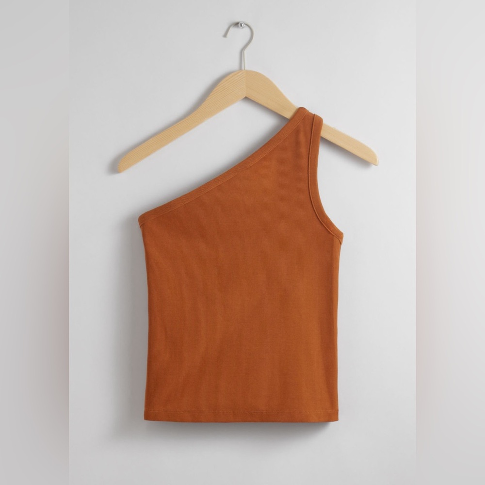 One shoulder ribbed crop top